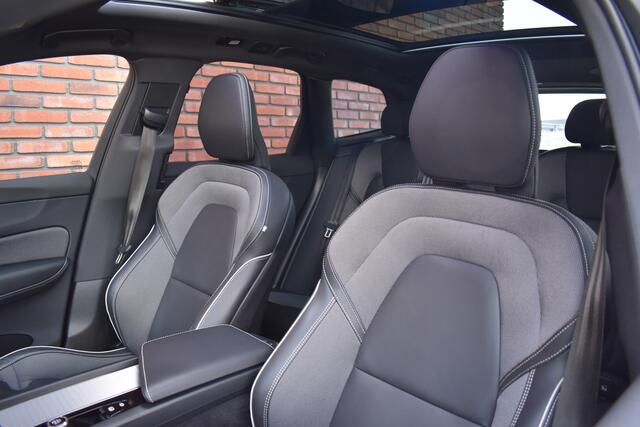 Volvo XC60 T6 350PK Plug-in hybrid AWD Plus Dark | 360 Camera | Trekhaak | Luchtvering | 21'' | Harman/Kardon |