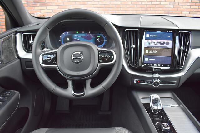Volvo XC60 T6 350PK Plug-in hybrid AWD Plus Dark | 360 Camera | Trekhaak | Luchtvering | 21'' | Harman/Kardon |