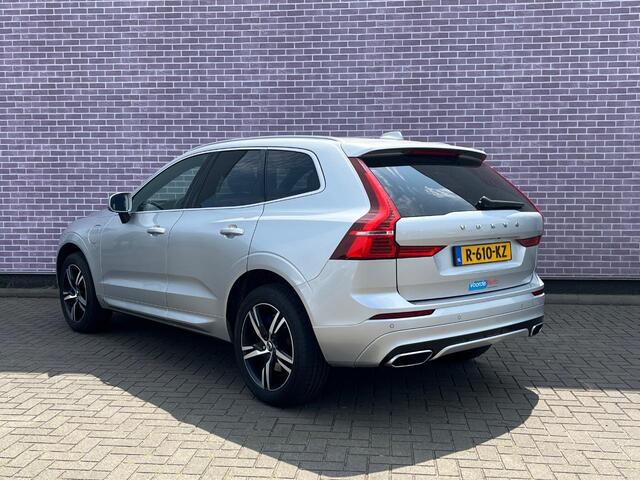 Volvo XC60 2.0 T8 Twin Engine AWD R-Design | Head-up Display | Trekhaak | Panoramadak | Full LED | Carplay | Harman Kardon | 360º Camera | Elektr. achterklep