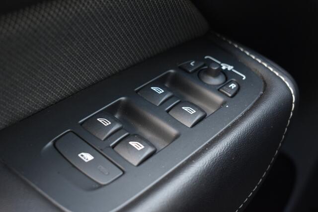 Volvo XC60 T8 AWD Polestar Engineered | 360 camera | Pano | Stuur&stoel verwarming | Head-up |