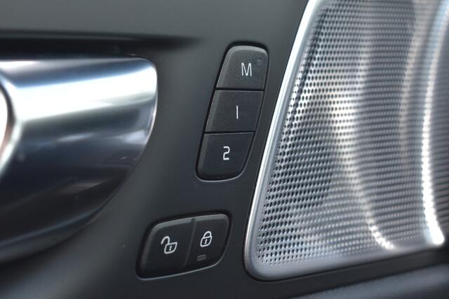 Volvo XC60 T8 AWD Polestar Engineered | 360 camera | Pano | Stuur&stoel verwarming | Head-up |
