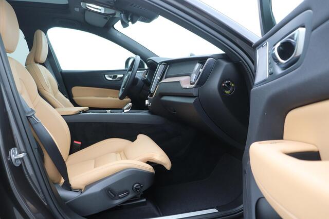Volvo XC60 T6 Plug-in hybrid Ultra Dark | Luchtvering | Bowers&Wilkins | Massage+Ventilatie | Head-Up | 21 Inch | ACC