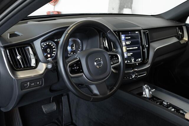 Volvo XC60 T8 Twin Engine AWD Inscription | Luchtvering | Head-Up Display | 360 Graden Camera | Navigatiesysteem | Elektrisch Bedienbare Achterklep | Verwarmbare Voorstoelen | Adaptieve Cruise Control | Dodehoekdetectie Met Correctie