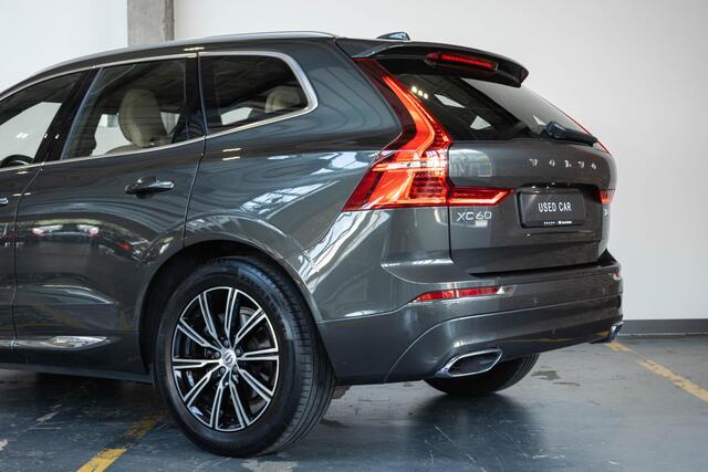 Volvo XC60 T8 Twin Engine AWD Inscription | Luchtvering | Head-Up Display | 360 Graden Camera | Navigatiesysteem | Elektrisch Bedienbare Achterklep | Verwarmbare Voorstoelen | Adaptieve Cruise Control | Dodehoekdetectie Met Correctie