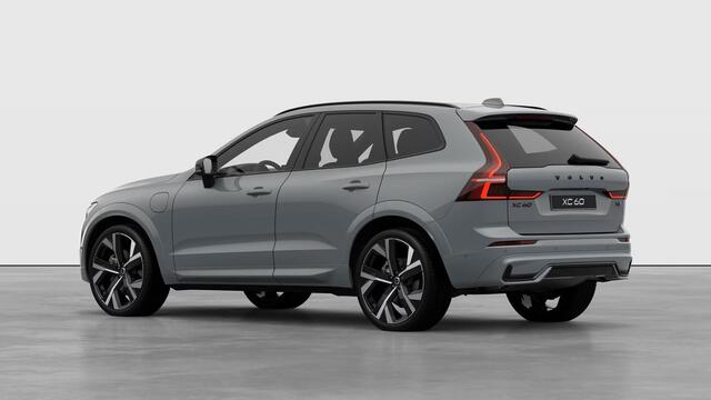 Volvo XC60 T8 Plug-in hybrid AWD Ultra Black Edition | Bowers & Wilkins | Massage/ventilatie voorstoelen | 22" LM velgen | Panoramadak | Head-up Display