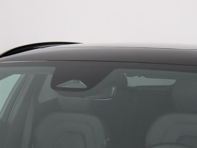 Volvo XC60 2.0 T8 Plug-in hybrid AWD Plus Black Edition 455pk (Pano / 360 Cam / Navi / ACC / 21'')