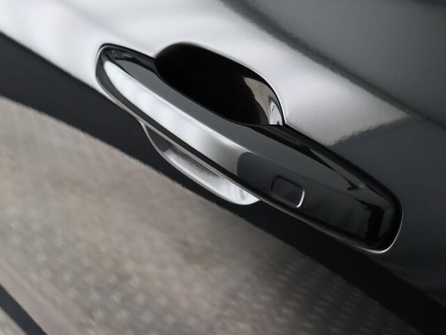 Volvo XC60 2.0 T8 Plug-in hybrid AWD Plus Black Edition 455pk (Pano / 360 Cam / Navi / ACC / 21'')