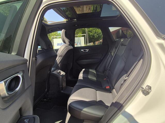 Volvo XC60 2.0 T8 Plug-in hybrid AWD Ultra Dark LongRange/Trekhaak/21Inch/Panodak etc.