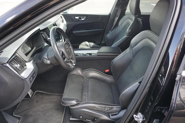 Volvo XC60 2.0 B5 R-Design | trekhaak | elect stoelen