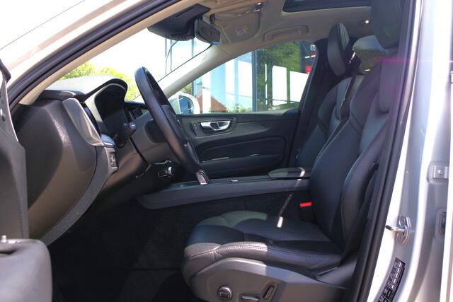 Volvo XC60 2.0 Recharge T6 AWD 340 PK Inscription PHEV, Panoramadak, Elek. Trekhaak, Winterpakket, Head-Up
