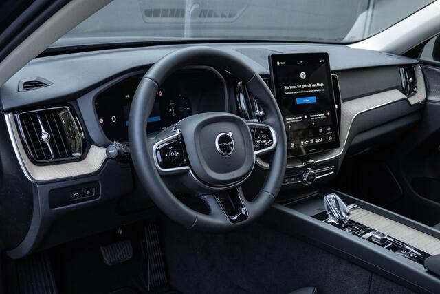 Volvo XC60 T6 Plug-in hybrid AWD Plus Dark | Google Navigatie | Nordico Interieur | Elektrisch verstelbare voorstoelen | Parkeercamera | Adaptive Cruise Control | BLIS |