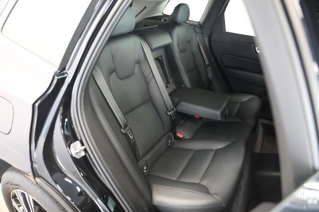 Volvo XC60 2.0 T6 Plug-in hybrid AWD Inscription Exclusive | Schuif- opendak | Trekhaak Elektrisch | Head- up Display
