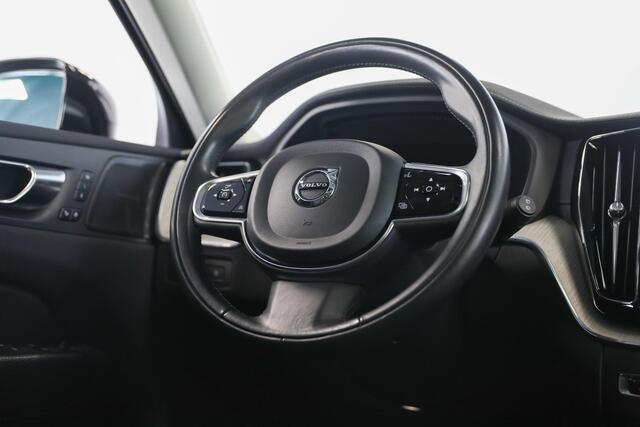 Volvo XC60 2.0 T6 Plug-in hybrid AWD Inscription Exclusive | Schuif- opendak | Trekhaak Elektrisch | Head- up Display