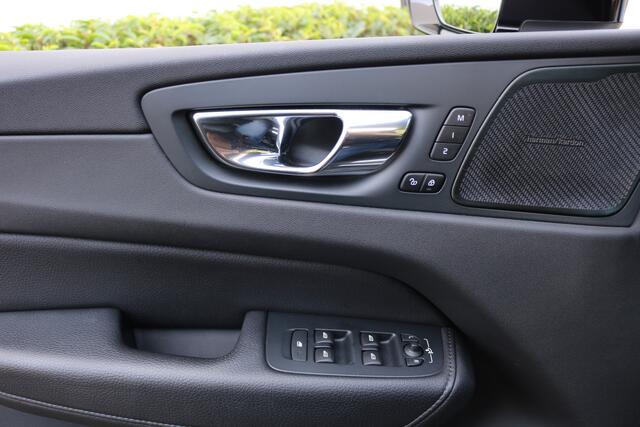Volvo XC60 2.0 B5 AWD Inscription (Panoramadak Sportleder/Memory Navi HarmanKardon Blis ACC Full-Led 20InchLMV Pdc V+A)