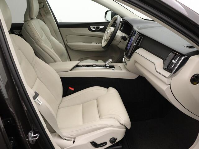 Volvo XC60 2.0 T8 Hybrid AWD Inscription Exclusive Polestar 405PK / Virtual-Cockpit / Harman Kardon / Adap-cruise / 360 Cam / Leder / Navi / Apk jan-2026