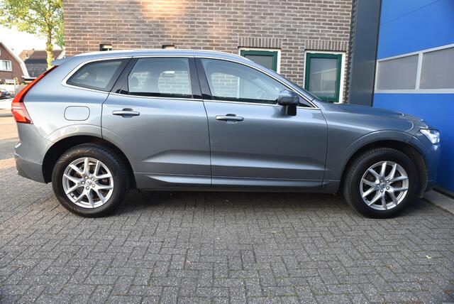 Volvo XC60 2.0 T5 AWD Momentum