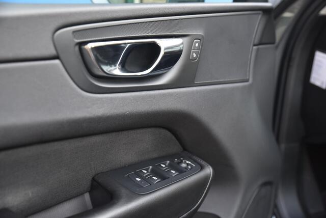 Volvo XC60 2.0 T5 AWD Momentum
