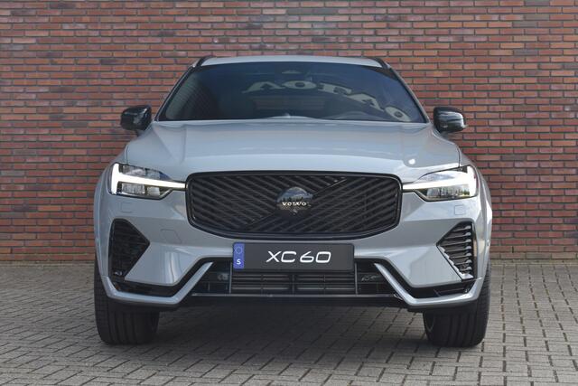 Volvo XC60 T6 350PK Plug-in hybrid AWD Ultra Black Edition | Luchtvering | Panoramadak | B&W Audio | 22'' |