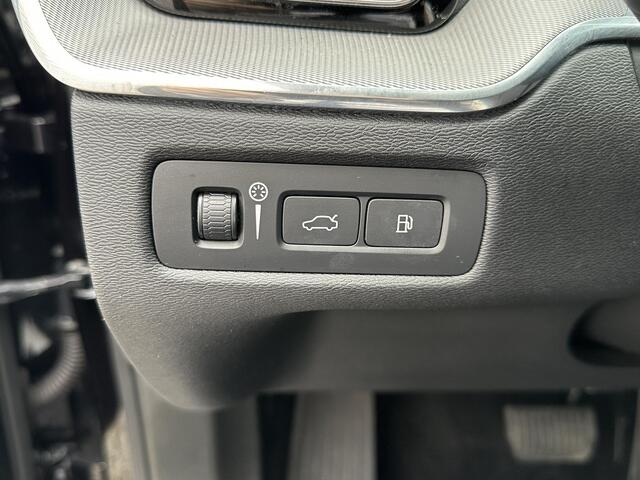Volvo XC60 2.0 T8 Twin Engine AWD Inscription