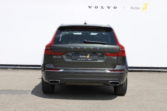Volvo XC60 T5 250PK Automaat Inscription Panoramisch schuif-kantel dak / Adaptieve cruise control / Blis / Road Sign Information / Head-up display / Apple Carplay