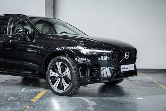 Volvo XC60 T6 Automaat Plug-in hybrid AWD Plus Bright | Harman Kardon premium audio | Blond lederen bekleding | Panoramadak | Google infotainment | 4-seizoenenbanden | Adaptive cruise control | Semi-electrische wegklapbare trekhaak | 360° parkeercamera | Parkeersens