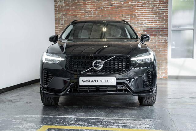 Volvo XC60 T6 Automaat Plug-in hybrid AWD Plus Bright | Harman Kardon premium audio | Blond lederen bekleding | Panoramadak | Google infotainment | 4-seizoenenbanden | Adaptive cruise control | Semi-electrische wegklapbare trekhaak | 360° parkeercamera | Parkeersens