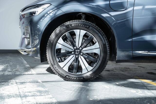Volvo XC60 T6 Plug-in hybrid AWD Plus Bright | 4-seizoenenbanden | Google infotainment | 360° Parkeercamera | Harman Kardon premium audio | Semi Electrische trekhaak | Panoramadak | Parkeersensoren voor + achter | Longe Range | Electrische bedienbare voorstoelen met