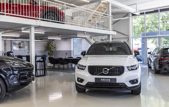 Volvo XC60 2.0 T5 Momentum Leer|Trekhaak|Cam