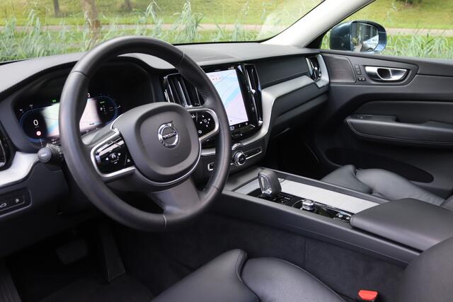 Volvo XC60 2.0 Recharge T6 AWD Ultimate Bright Pano/LED/Leder/Head-up/BLIS/Elek. sportstoelen+mem/Keyless/Camera/Virtual Cockpit/20"/DAB+