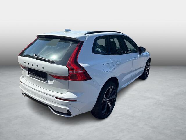 Volvo XC60 2.0 T6 Plug-in hybrid AWD R-Design | Facelift | Panoramadak | Harman/Kardon | Adaptieve Cruise Control | 21" | BLIS | Stoel en Stuurverwarming | Parkeer Camera | Power Seats |