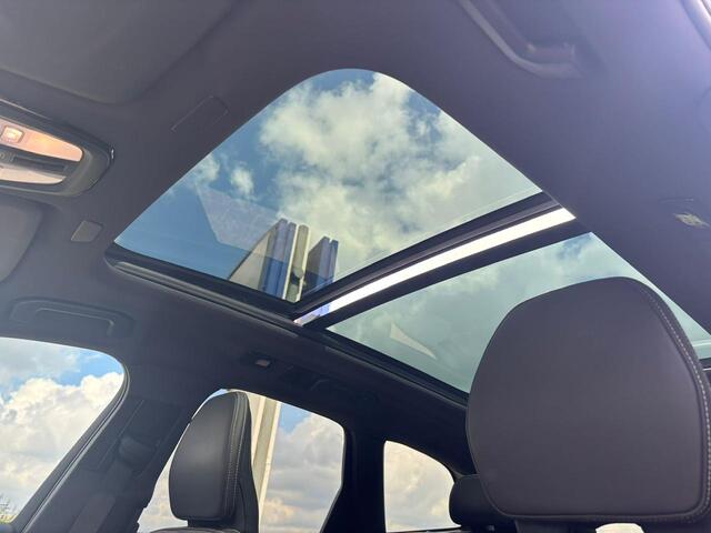 Volvo XC60 2.0 T6 Plug-in hybrid AWD Plus Black Edition