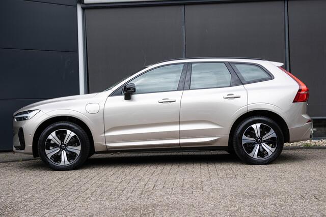 Volvo XC60 T6 Plug-in hybrid AWD Plus Dark Google Navigatie | Keyless | 360 graden camera | Elektrische verstelbare voorstoelen | Standkachel | Lederen interieur |