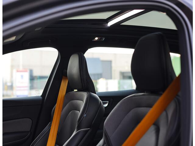 Volvo XC60 T8 AWD Polestar Engineered