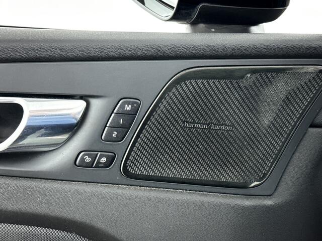 Volvo XC60 B5 Aut. R-Design | Harman Kardon | Parkeercamera | Stoelverwarming