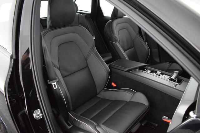 Volvo XC60 2.0 390pk Recharge T8 AWD R-Design 360Camera Keyless Memory Panoramadak Navigatie