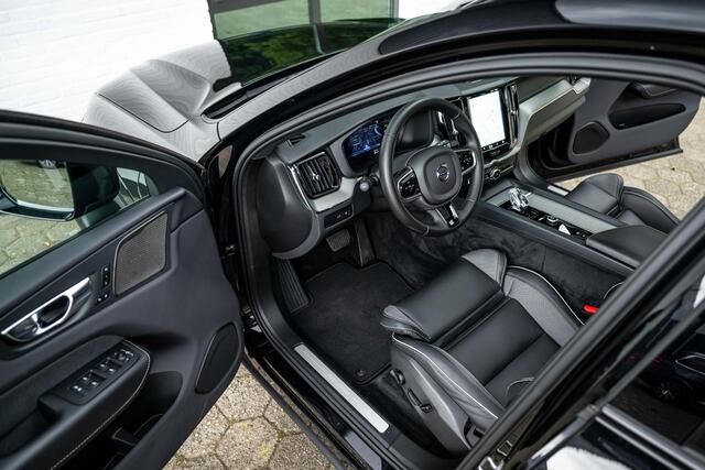 Volvo XC60 2.0 T6 Ultimate AWD Black Edition 398pk LONG RANGE
