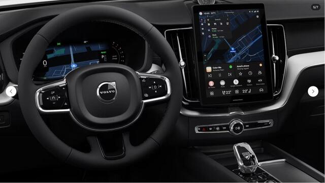 Volvo XC60 B5 AWD Ultra Black Edition | FACELIFT | Luchtvering | Bowers&Wilkins | Panoramadak | Massage+Ventilatie | Trekhaak | 22 Inch