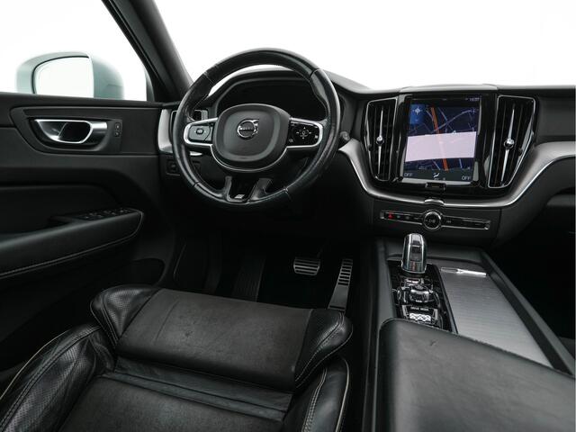 Volvo XC60 2.0 T8 Twin Engine AWD Momentum Aut. *PANO | 1/2LEATHER | FULL-LED | BLIND-SPOT | SPORT-SEATS | DIGI-COCKPIT | CAMERA | NAVI-FULLMAP | 20''ALU | TOWBAR*