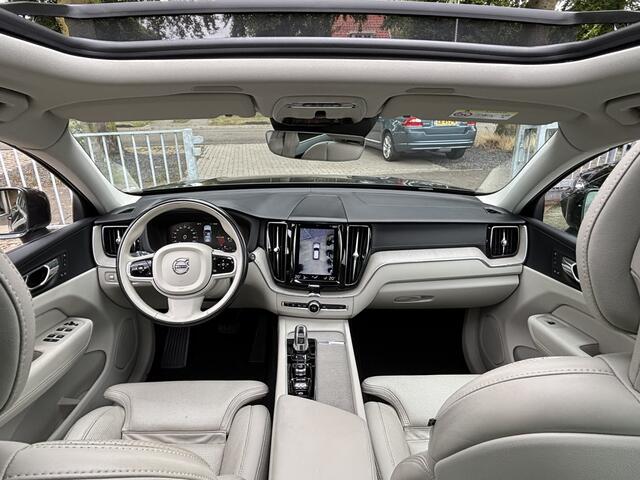 Volvo XC60 T8 AWD Inscription Luchtvering 360 Pano Stoelventilatie Keyless