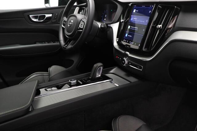 Volvo XC60 2.0 T8 Plug-in hybrid AWD R-Design | LIGHTNING PACK | PANORAMADAK | DAB | APPLE | 360 CAMERA | TREKHAAKD | 21"