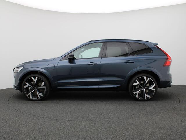 Volvo XC60 2.0 T6 Plug-in hybrid AWD Plus Black Edition Trekhaak inklapbaar, Panoramadak, 22" velgen, Getint Glas, Nappa Leder, 360 Camera, Elek. stoelen, Stoelverwarming, Keyless, Dodehoek Detectie, LED koplampen