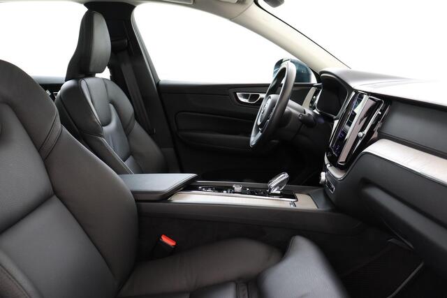 Volvo XC60 B5 (M-HYBRID) AWD INSCRIPTION -PANO.DAK|HEAD-UP DISP.|HARMAN/KARDON|LUCHTVERING|TREKHAAK|ADAP.LED