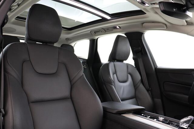 Volvo XC60 B5 (M-HYBRID) AWD INSCRIPTION -PANO.DAK|HEAD-UP DISP.|HARMAN/KARDON|LUCHTVERING|TREKHAAK|ADAP.LED