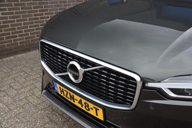 Volvo XC60 2.0 T8 Twin Engine AWD R-Design 360 Camera | Trekhaak | Panoramadak
