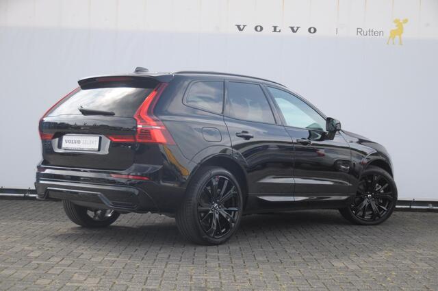 Volvo XC60 T6 350PK Automaat AWD Plus Black Edition / Cruise control / Elektrische achterklep / Apple carplay / parkeersensoren met camera / Elektrische stoelen / Panoramadak / Sportstoelen / Stoel - en stuurwielverwarming / Keyless entry