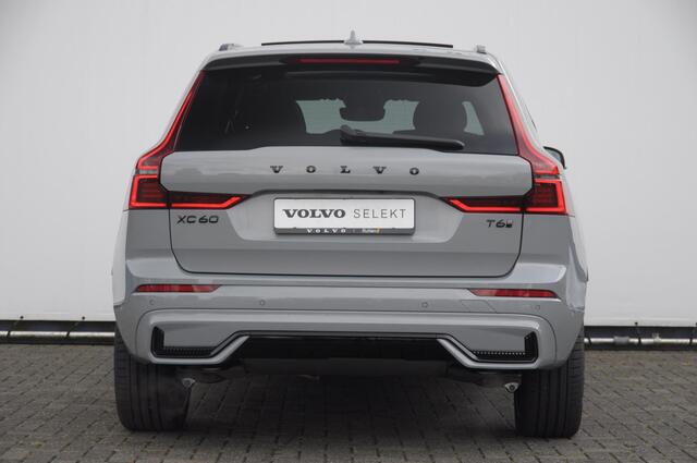 Volvo XC60 T6 350PK Facelift AWD Plus Black Edition Apple Carplay / Adaptive cruise control / Panorama dak / Sportstoelen / Elektrisch bedienbare bestuurderstoel met geheugen / Keyless Entry / Elektrische achterklep
