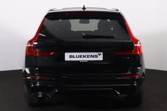 Volvo XC60 T8 Recharge AWD Plus Black Edition - LONG RANGE - Panorama/schuifdak - IntelliSafe Assist & Surround - 360º Camera - Harman/Kardon audio - Adaptieve LED koplampen - Verwarmde voorstoelen, stuur & achterbank - Parkeersensoren voor & achter - Elektr. bedien