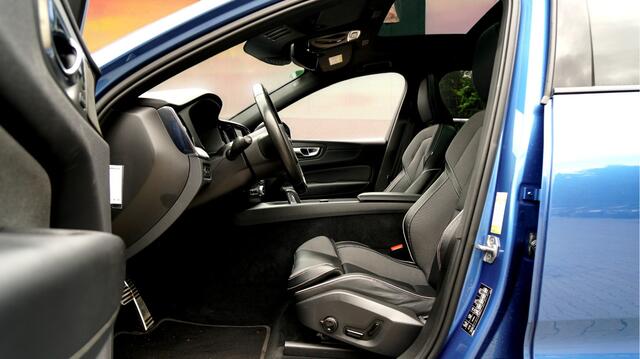 Volvo XC60 2.0 T8 AWD 287kW/407pk Aut8 Recharge R-Design Polestar! PANORAMADAK + HEICO PAKKET + PILOT ASSIST + HARMAN/KARDON + EL.TREKHAAK + PILOT ASSIST + BLIS + STOEL-&STUURVERWARMING + 360 CAMERA + LANE ASSIST + PARKSENSOREN V&A + 22" LM-VELGEN!!