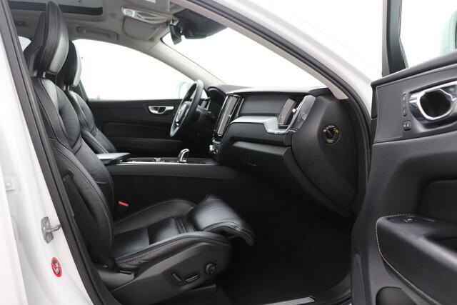 Volvo XC60 T8 Twin Engine | Luchtvering | ACC | Panoramadak | BLIS | Camera | 20 Inch | Keyless