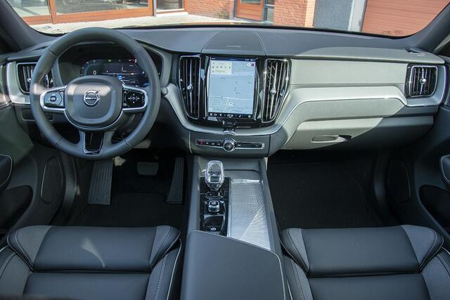 Volvo XC60 2.0 T6 PLUG-IN HYBRID AWD R-DESIGN